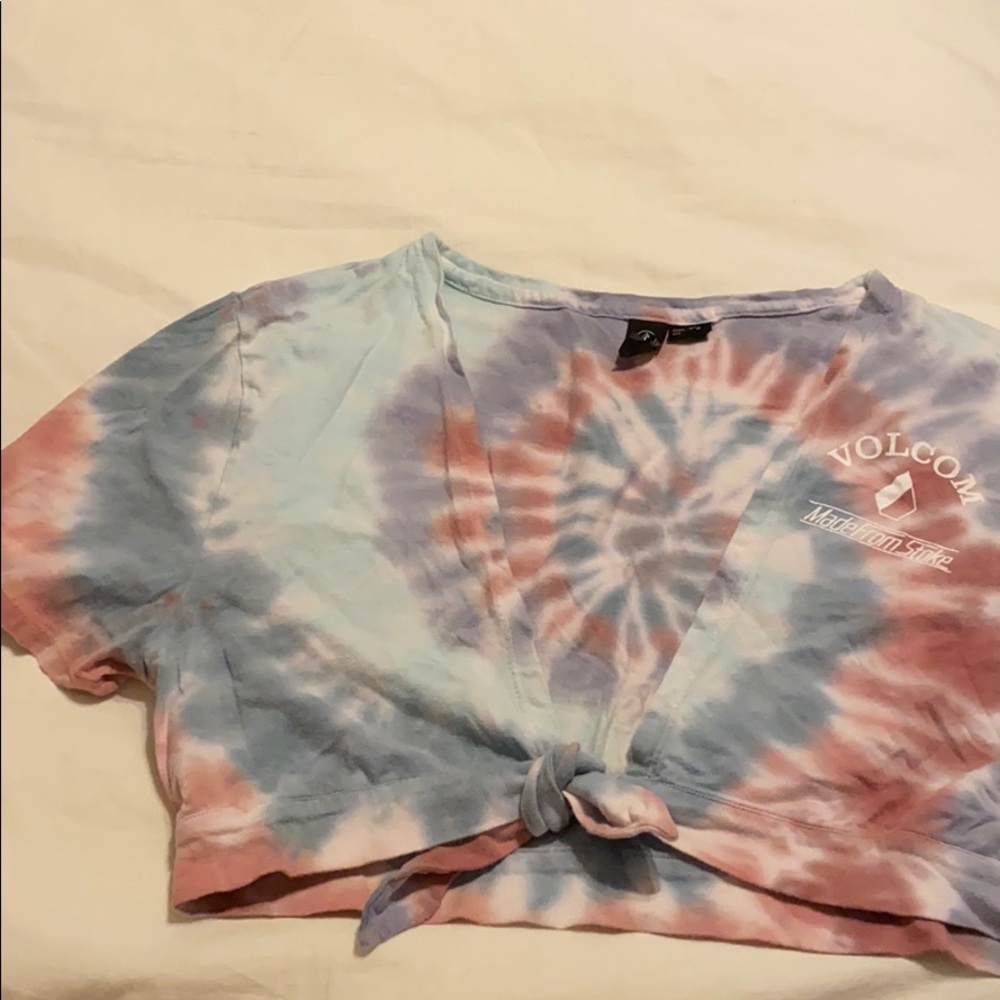Volcom tidye crop top